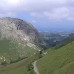 En